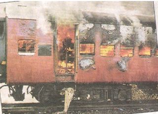godra-train-burningo-by-muslims